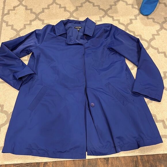 Eileen Fisher Rain Trench Coat Blue Notched Collar
Button Down Sz Medium EUC - Picture 1 of 11